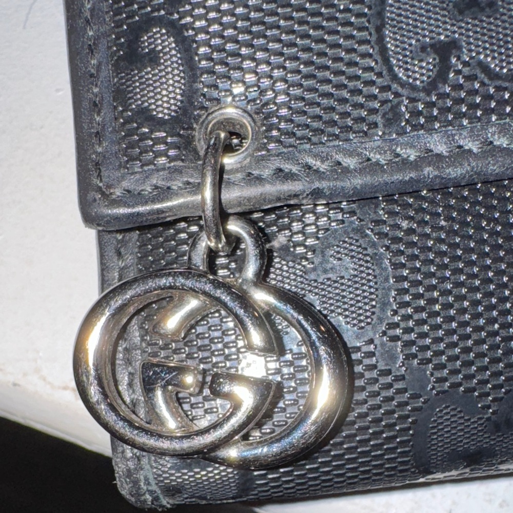 Authentic Gucci Black Embossed Wallet with box and Silver hardware!!! - Picture 10 of 14